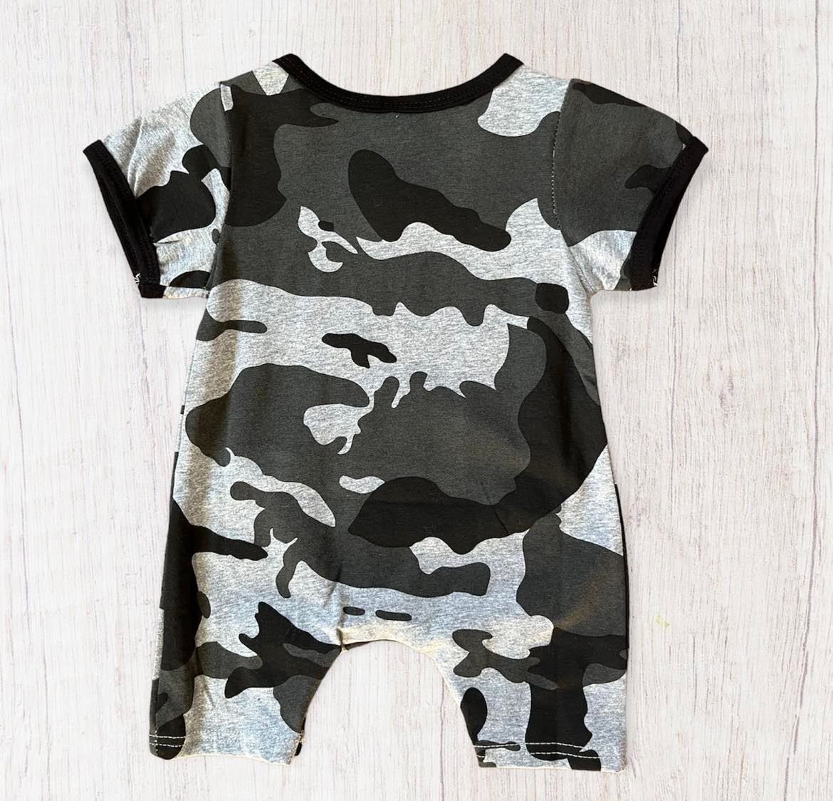 Like A Boss Camouflage Romper ~ 6-12 Months - Image 2